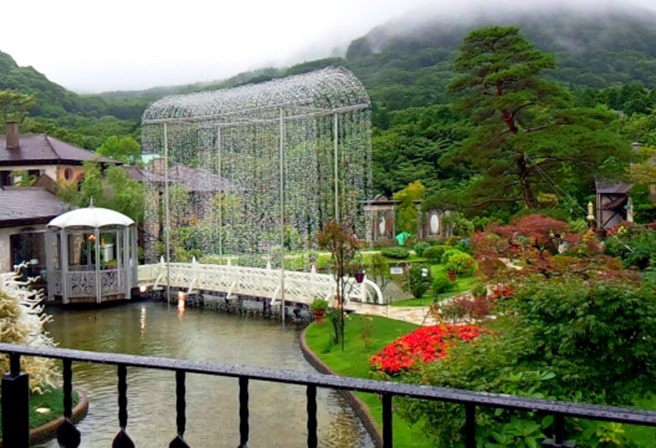 箱根ガラスの森美術館